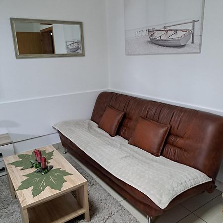 קראלג'בו Apartman Fontana מראה חיצוני תמונה