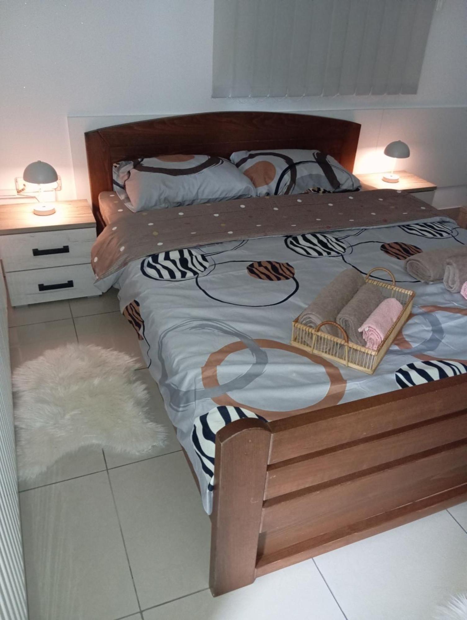 קראלג'בו Apartman Fontana מראה חיצוני תמונה