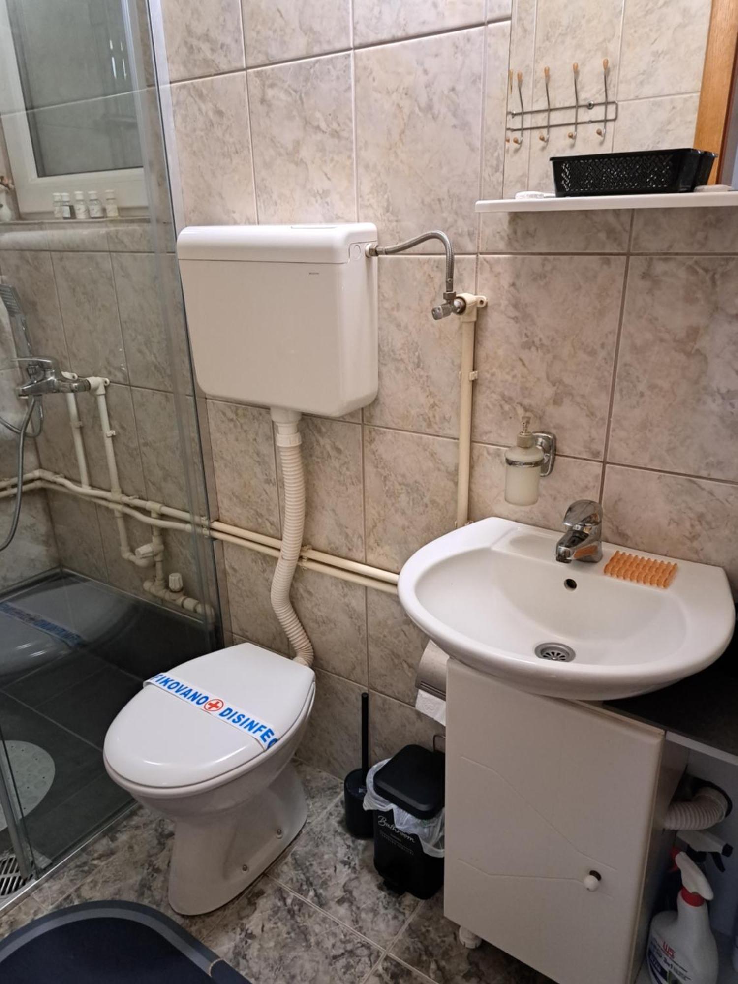 קראלג'בו Apartman Fontana מראה חיצוני תמונה